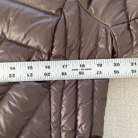 BCBGeneration Brown Lightweight Packable Down Hooded Puffer Jacket - Size L - Picture 5 of 11